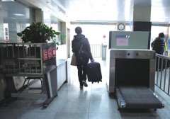 學(xué)校安檢機(jī)是一種常見(jiàn)的安全檢測(cè)設(shè)備